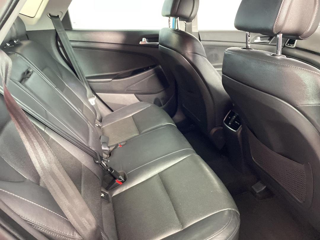 Photo '20' of Hyundai Tucson