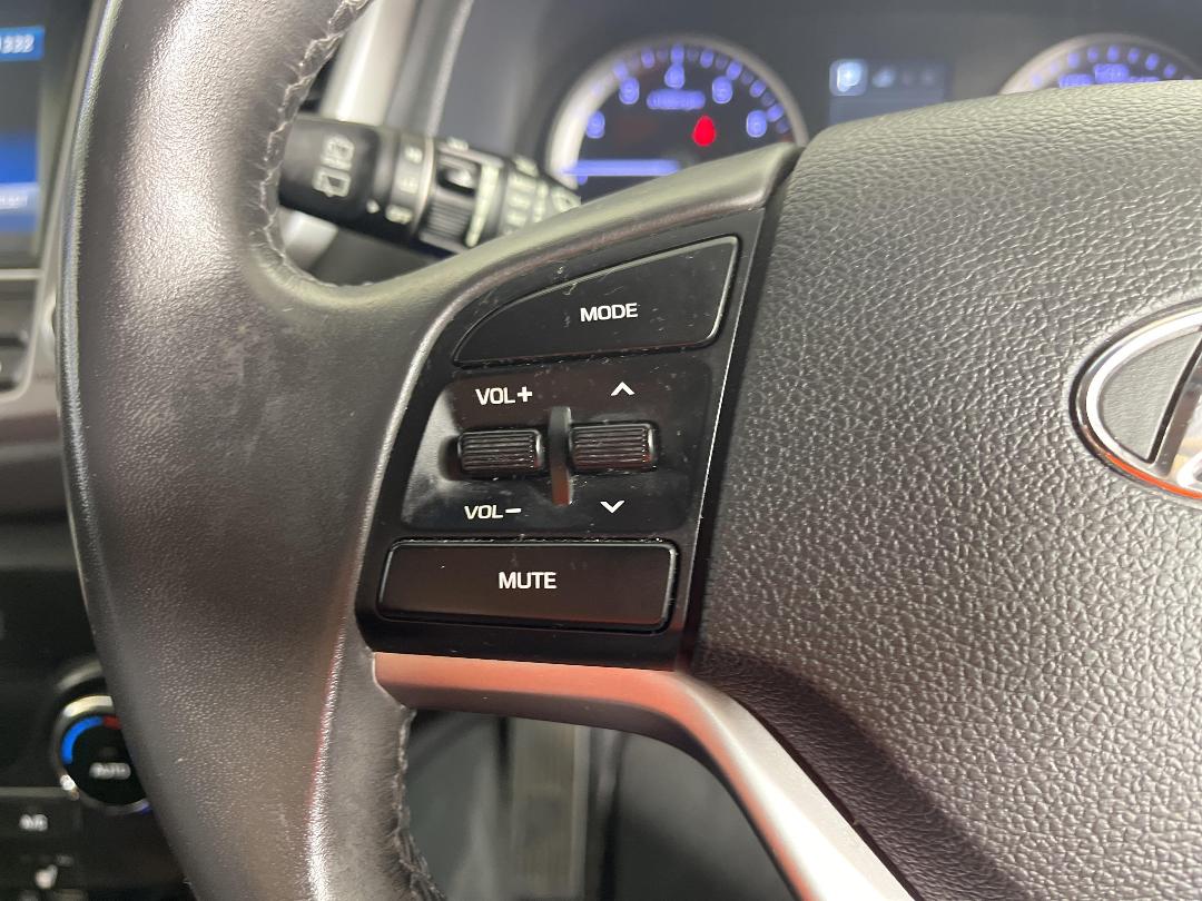 Photo '24' of Hyundai Tucson Photo '24' of Hyundai Tucson