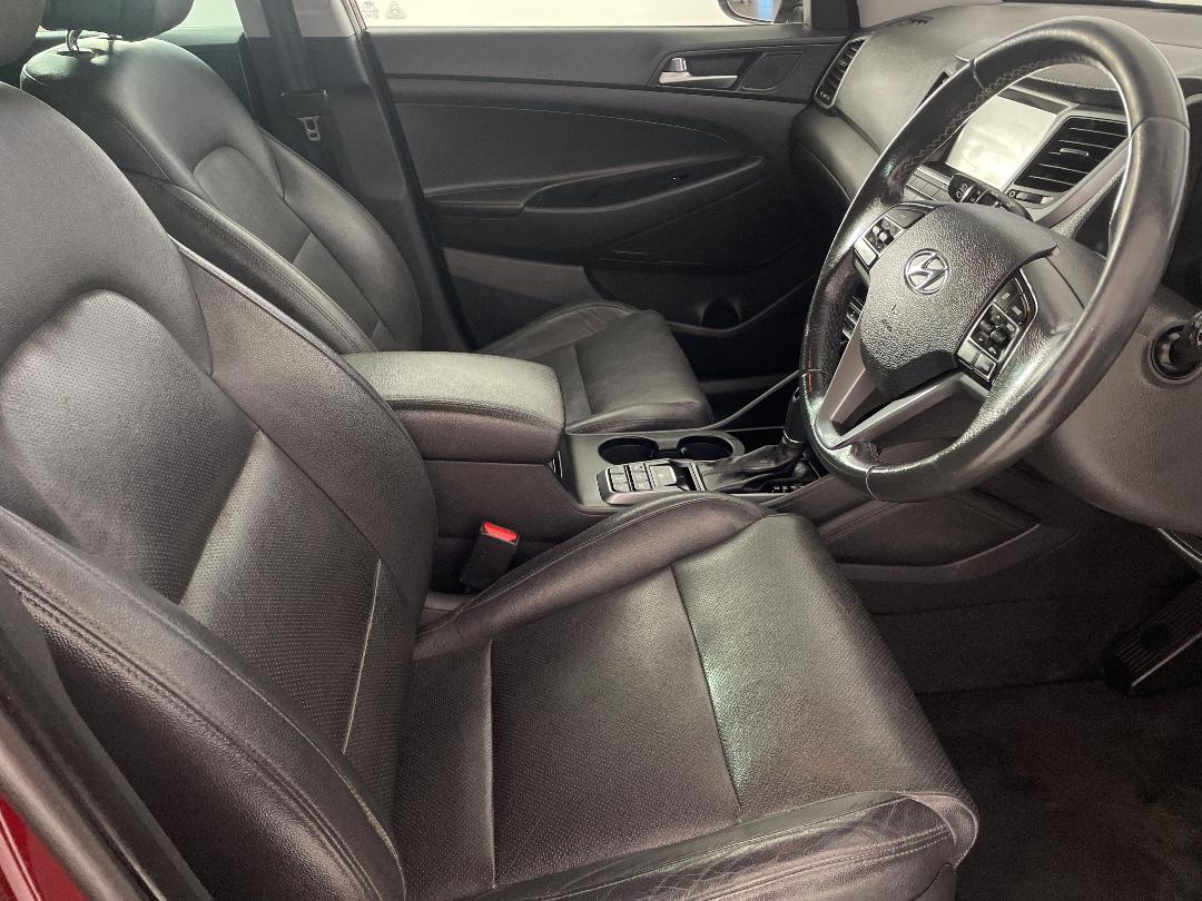 Photo '16' of Hyundai Tucson