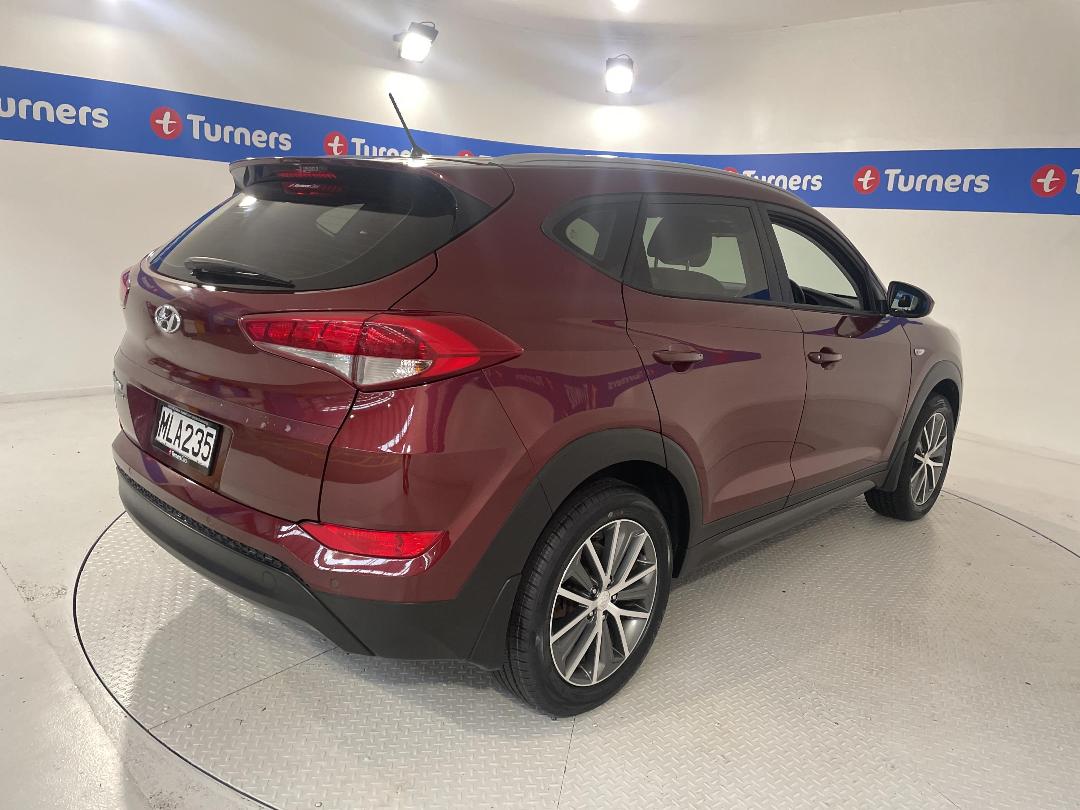 Photo '7' of Hyundai Tucson