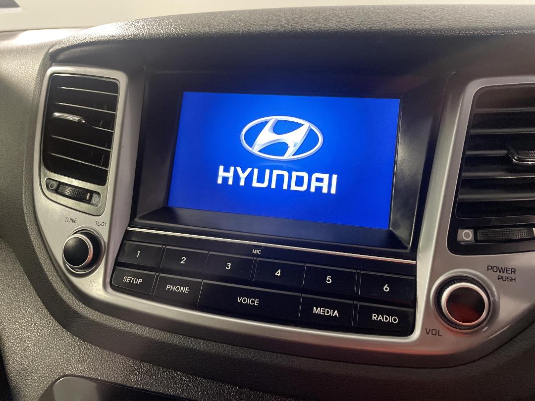 Photo '29' of Hyundai Tucson