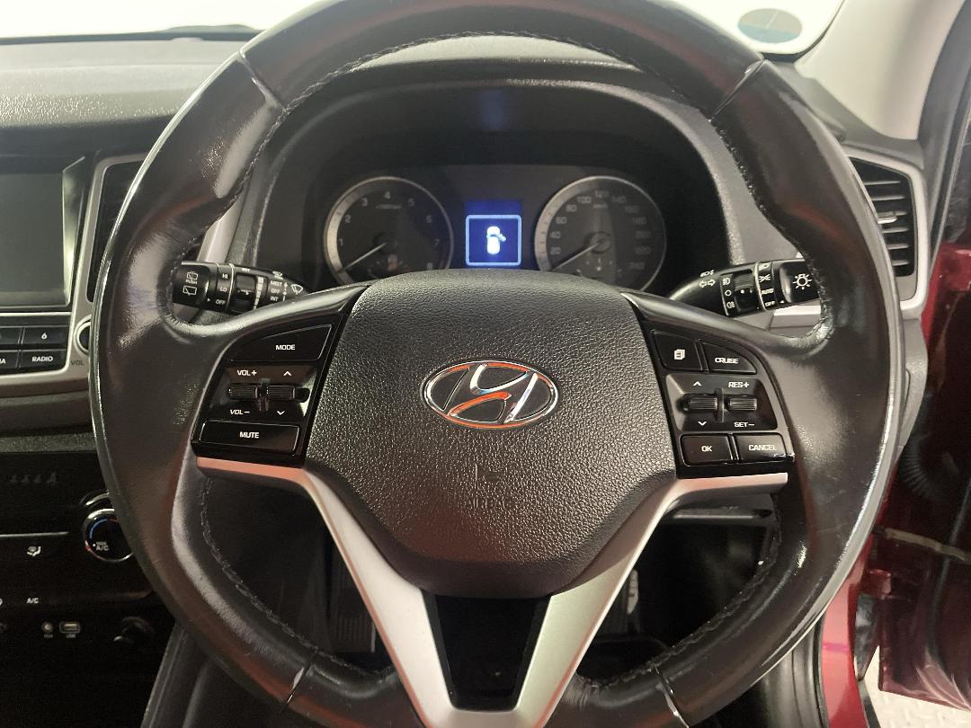 Photo '28' of Hyundai Tucson