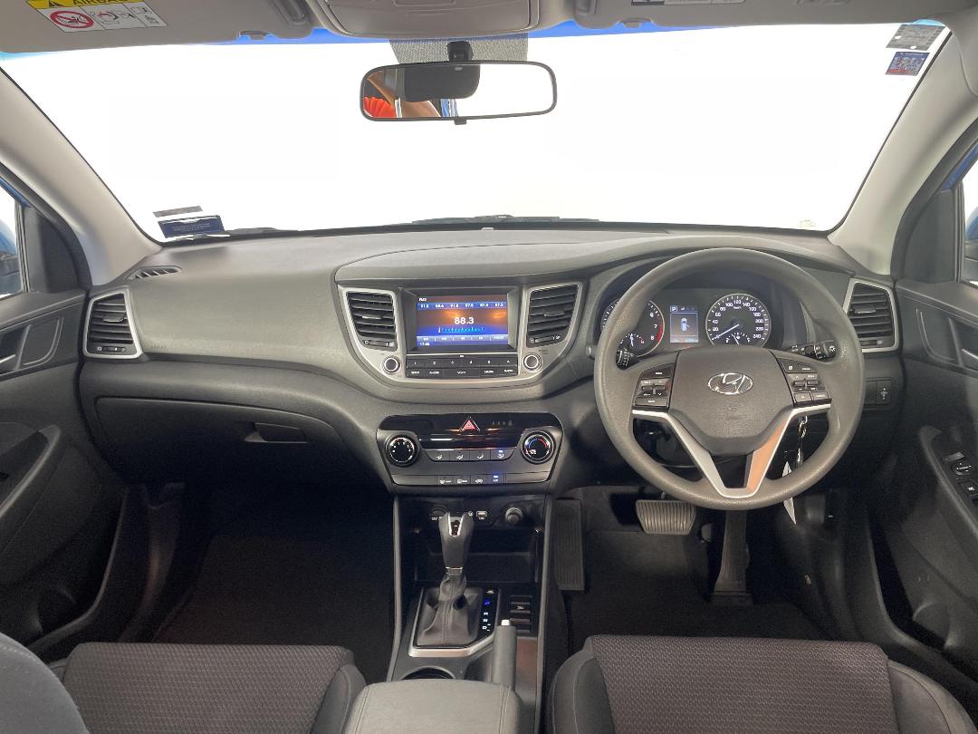 Photo '17' of Hyundai Tucson