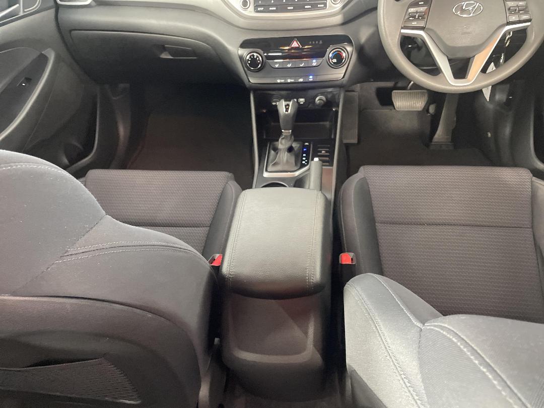 Photo '18' of Hyundai Tucson