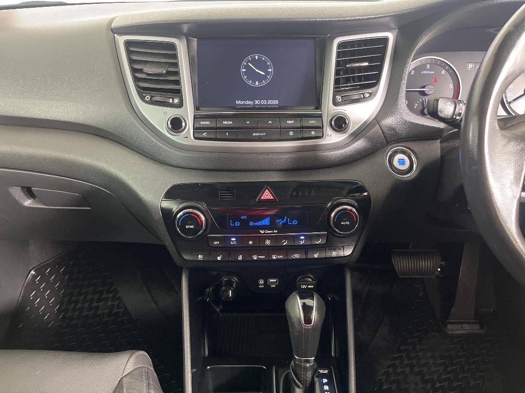 Photo '18' of Hyundai Tucson