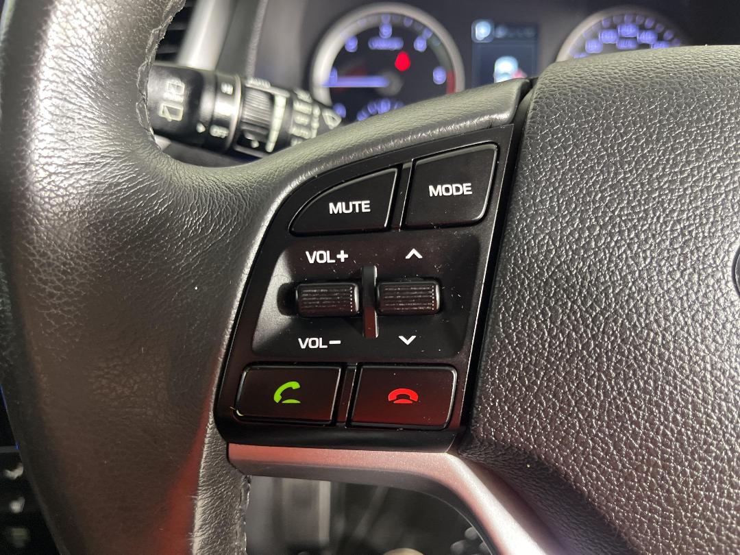 Photo '28' of Hyundai Tucson