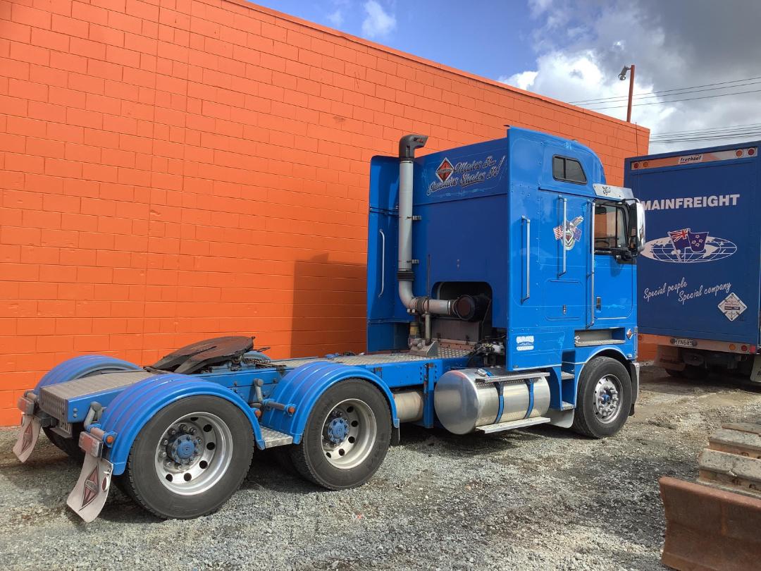 Photo '3' of International 9870 SFA Tractor Unit Photo '3' of International 9870 SFA Tractor Unit
