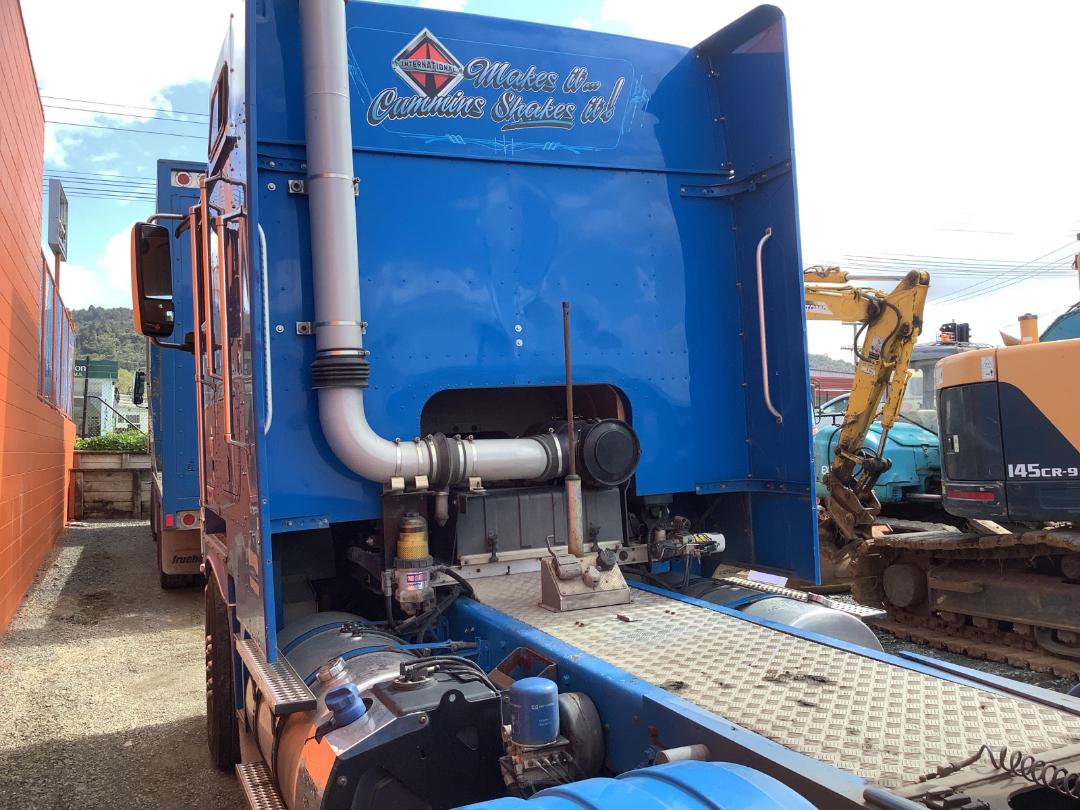Photo '14' of International 9870 SFA Tractor Unit Photo '14' of International 9870 SFA Tractor Unit