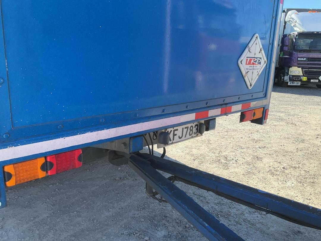 Photo '6' of International 9870 SFA Curtainsider Photo '6' of International 9870 SFA Curtainsider