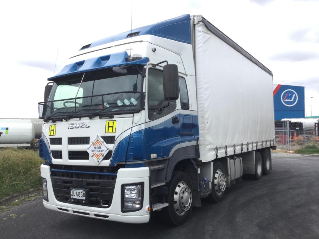 Photo '10' of Isuzu C Series CYJ530 AMT Curtainsider