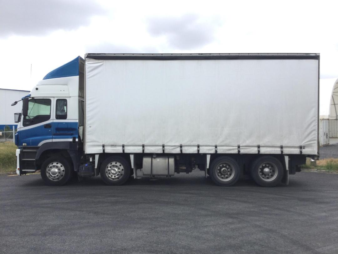Photo '7' of Isuzu C Series CYJ530 AMT Curtainsider