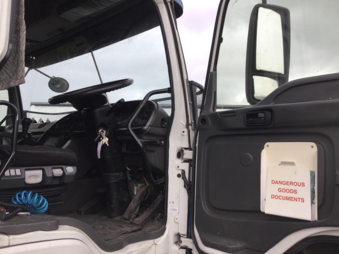 Photo '13' of Isuzu C Series CYJ530 AMT Curtainsider