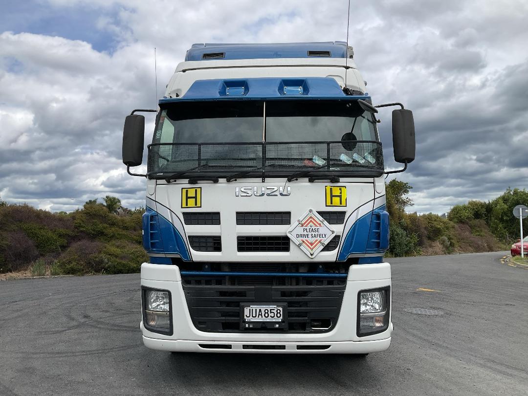 Photo '12' of Isuzu C Series CYJ530 AMT Curtainsider