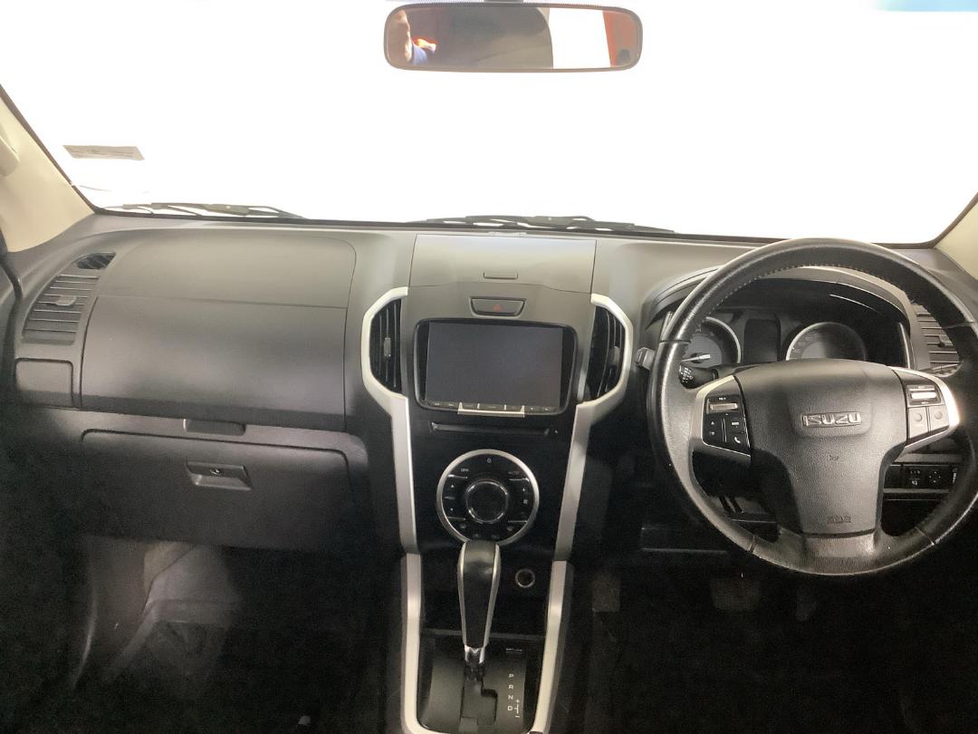 Photo '17' of Isuzu D-MAX