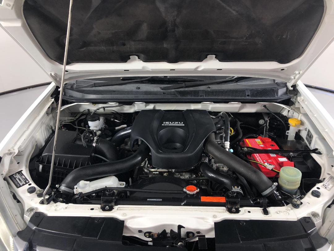 Photo '13' of Isuzu D-MAX Photo '13' of Isuzu D-MAX