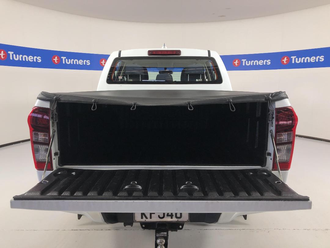 Photo '14' of Isuzu D-MAX Photo '14' of Isuzu D-MAX