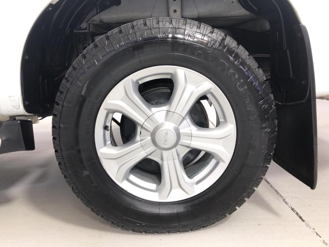 Photo '11' of Isuzu D-MAX Photo '11' of Isuzu D-MAX