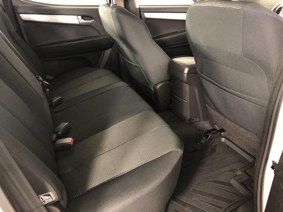 Photo '20' of Isuzu D-MAX Photo '20' of Isuzu D-MAX