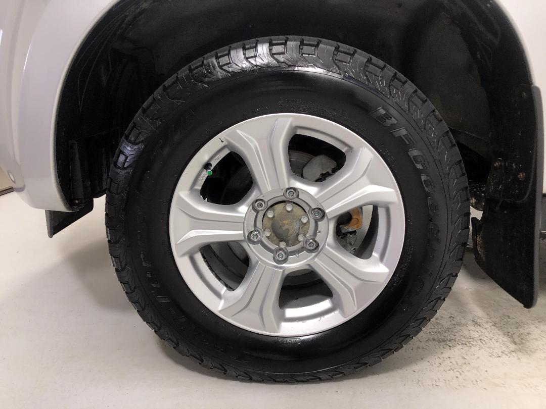 Photo '10' of Isuzu D-MAX Photo '10' of Isuzu D-MAX