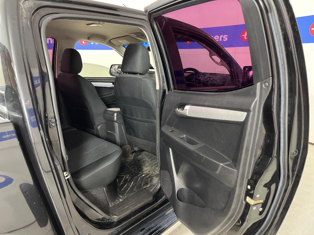 Photo '19' of Isuzu D-MAX