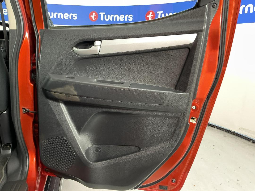 Photo '19' of Isuzu D-MAX Photo '19' of Isuzu D-MAX