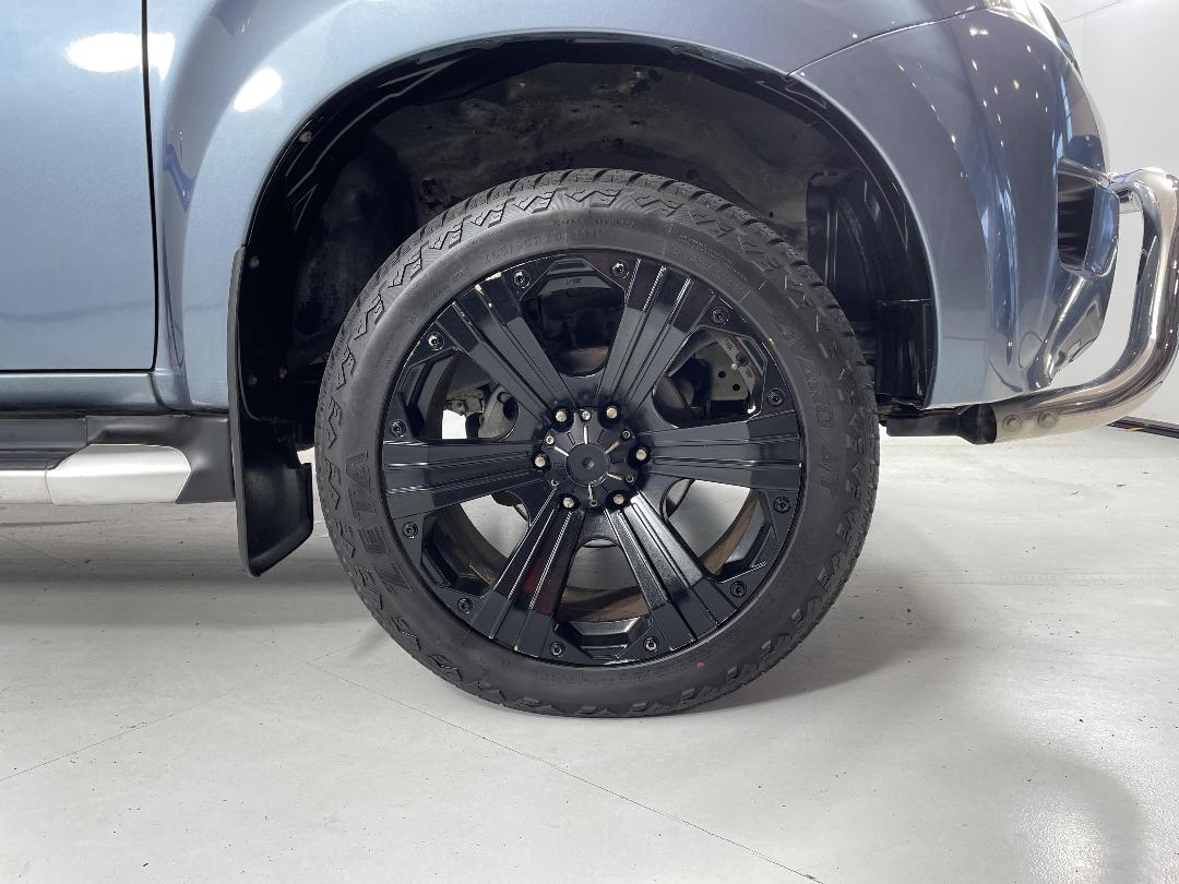 Photo '9' of Isuzu D-MAX