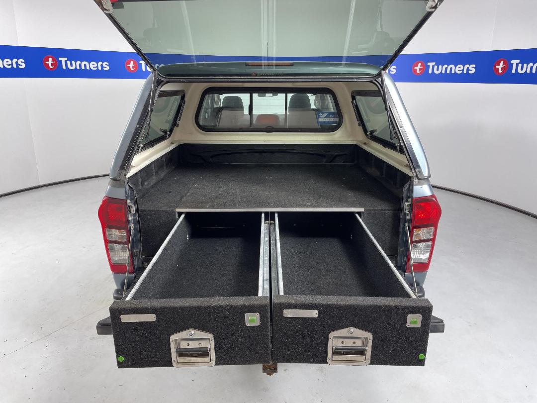 Photo '14' of Isuzu D-MAX