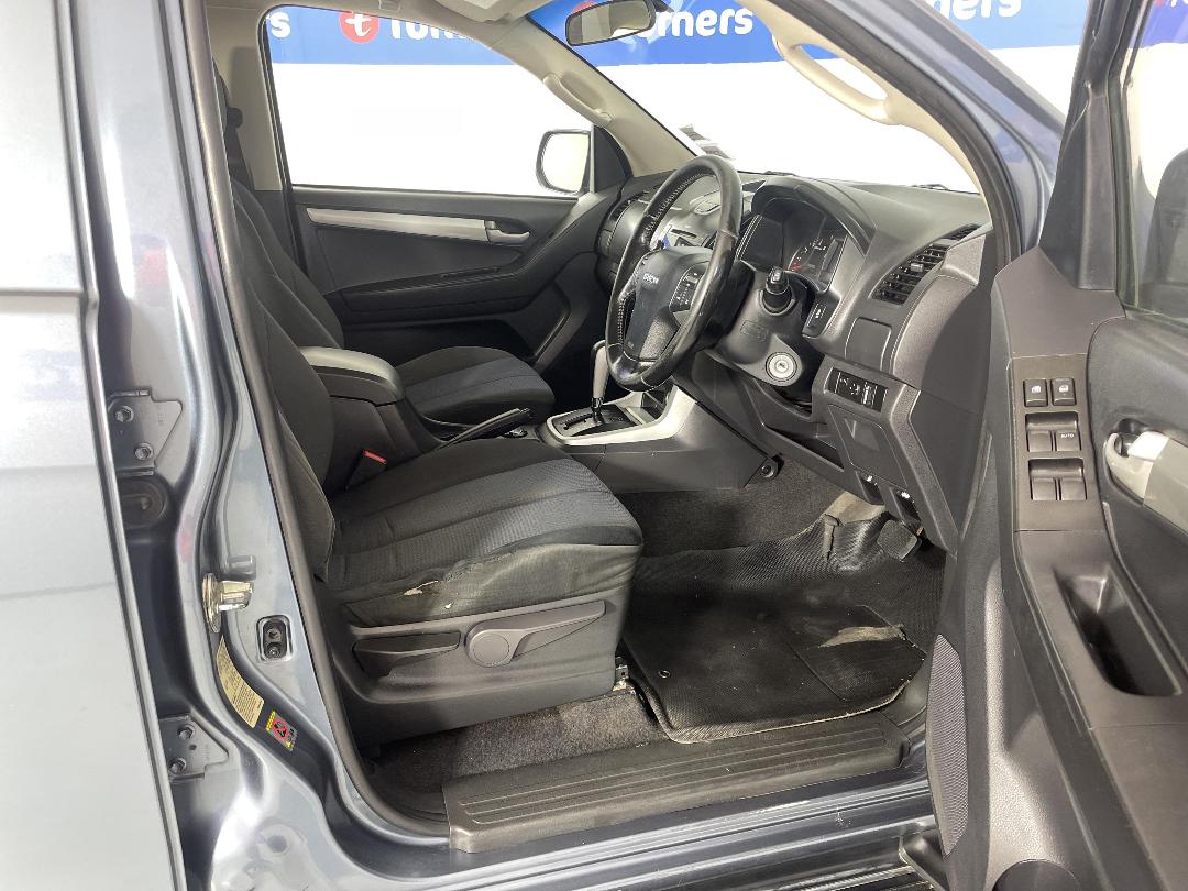 Photo '16' of Isuzu D-MAX