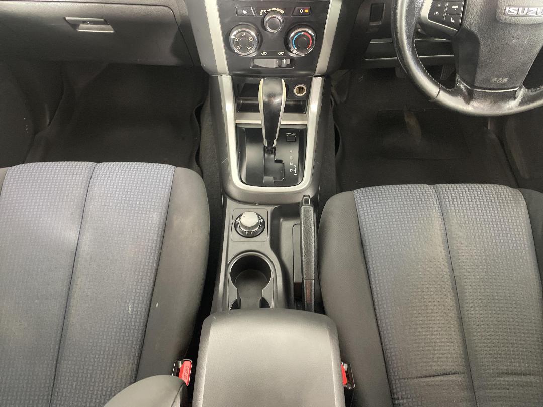 Photo '18' of Isuzu D-MAX