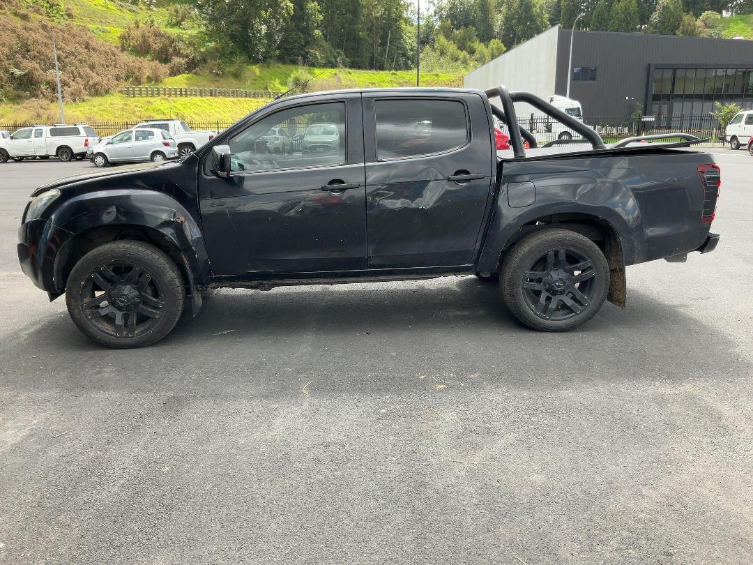 Photo '4' of Isuzu D-MAX LS DC