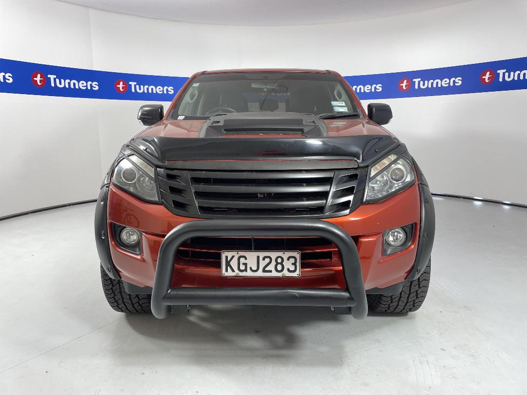 Photo '2' of Isuzu D-MAX Photo '2' of Isuzu D-MAX