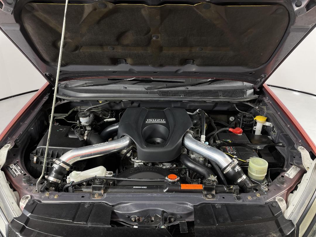 Photo '13' of Isuzu D-MAX Photo '13' of Isuzu D-MAX