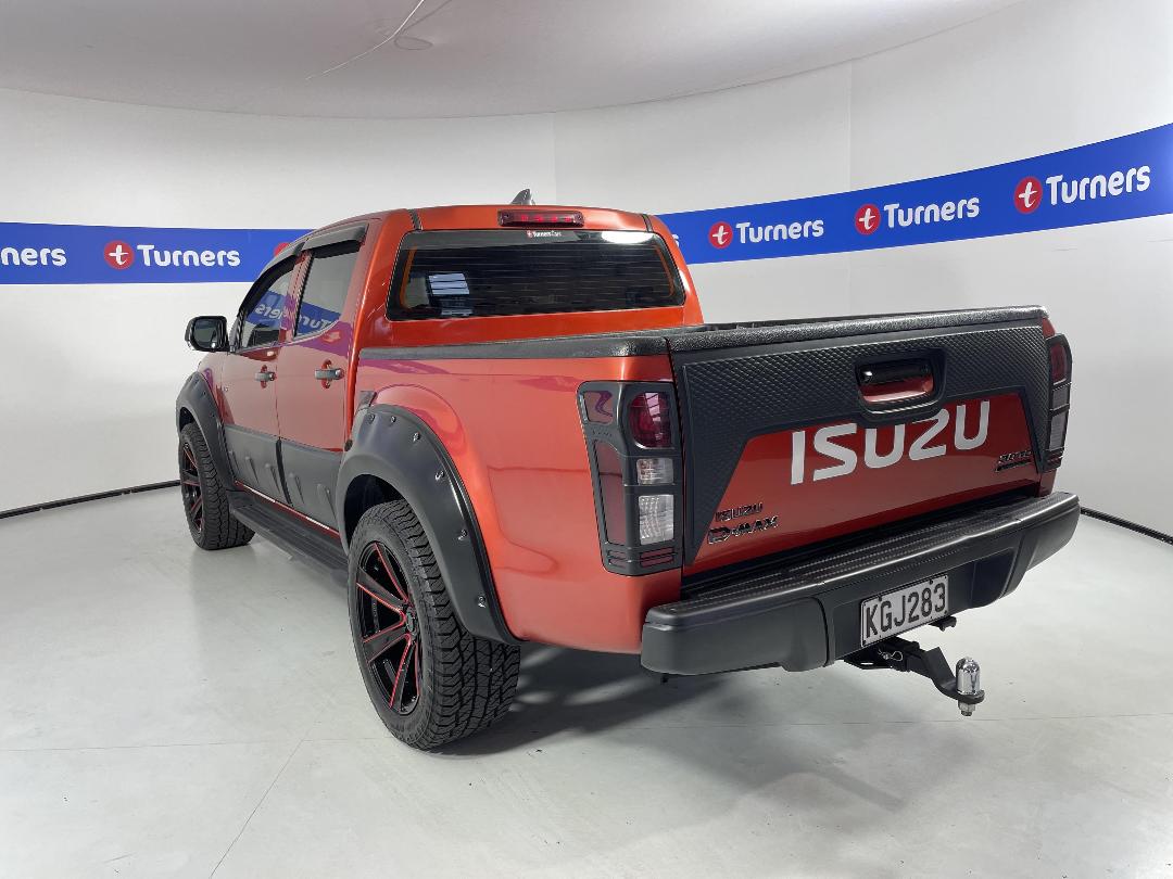 Photo '5' of Isuzu D-MAX Photo '5' of Isuzu D-MAX