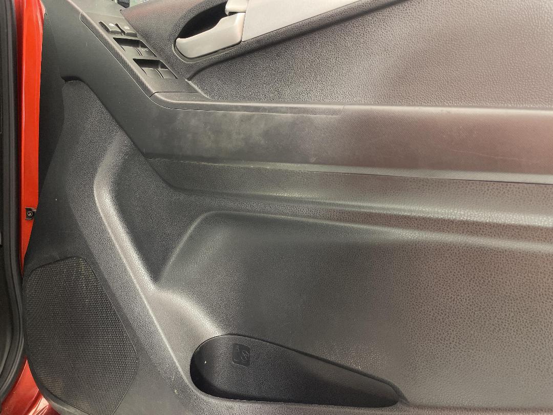 Photo '15' of Isuzu D-MAX Photo '15' of Isuzu D-MAX