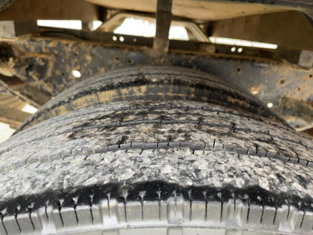 Photo '34' of Isuzu ELF NPS85AR 3T Flat Deck