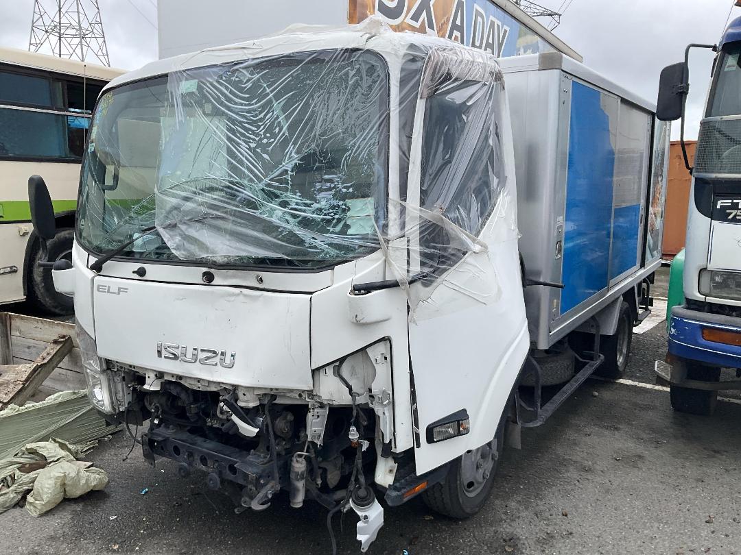 Photo '5' of Isuzu ELF Other Truck