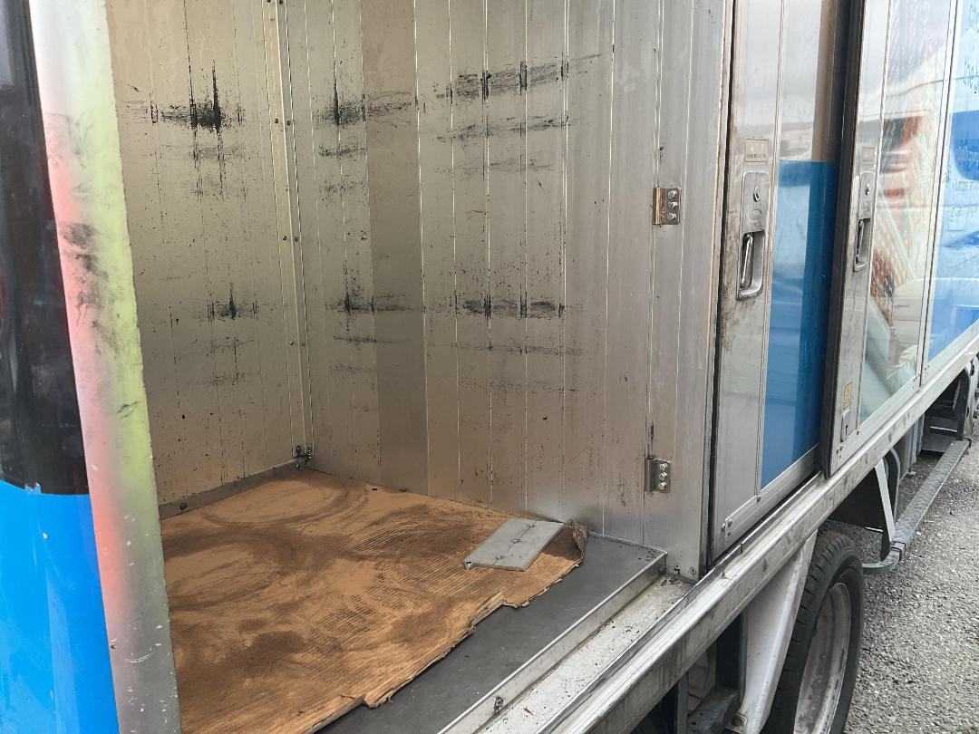 Photo '11' of Isuzu ELF Other Truck