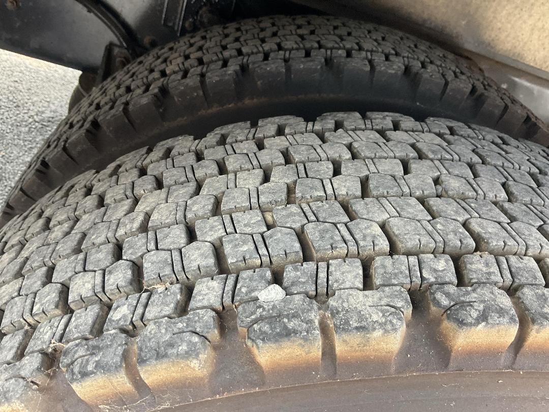 Photo '44' of Isuzu Forward Chiller