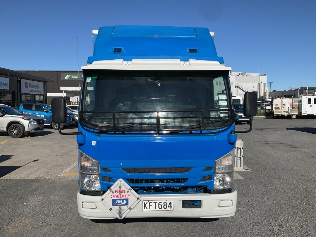 Photo '10' of Isuzu N Series NPR325M AMT Curtainsider Photo '10' of Isuzu N Series NPR325M AMT Curtainsider