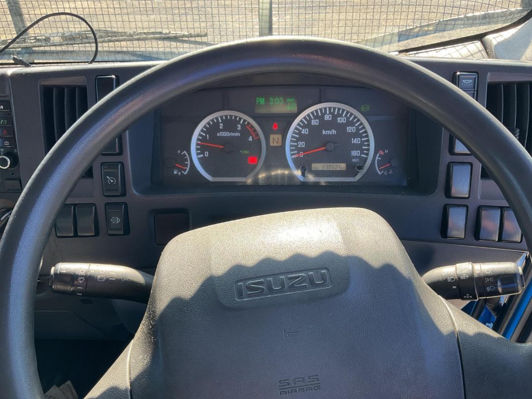 Photo '12' of Isuzu N Series NPR325M AMT Curtainsider Photo '12' of Isuzu N Series NPR325M AMT Curtainsider