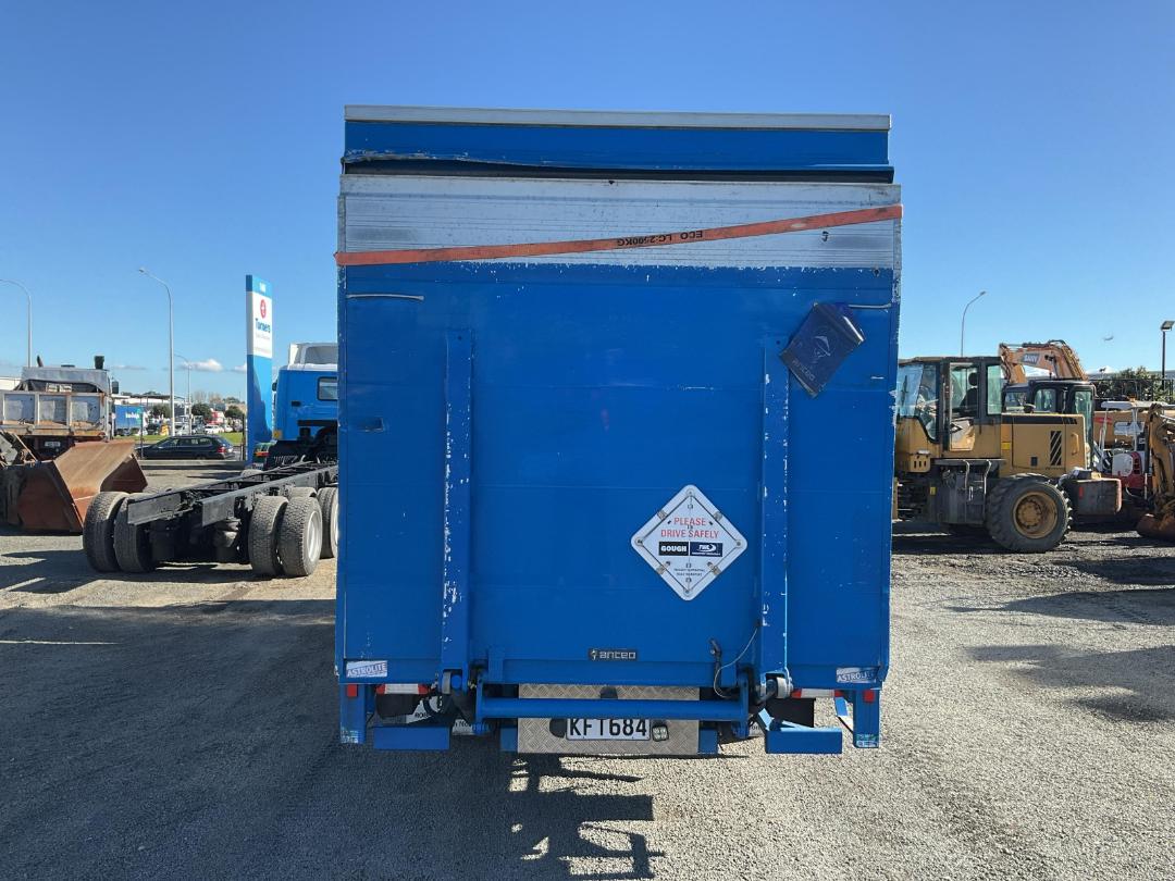 Photo '5' of Isuzu N Series NPR325M AMT Curtainsider Photo '5' of Isuzu N Series NPR325M AMT Curtainsider