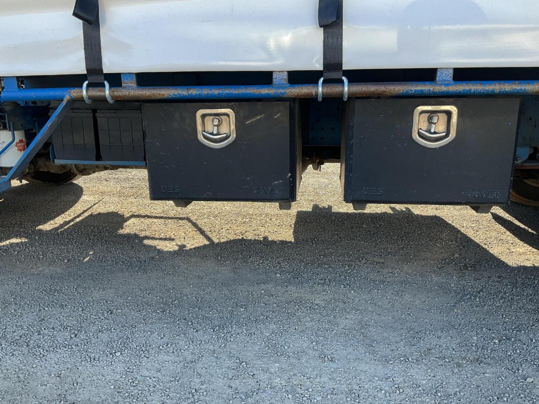 Photo '22' of Isuzu N Series NPR325M AMT Curtainsider Photo '22' of Isuzu N Series NPR325M AMT Curtainsider