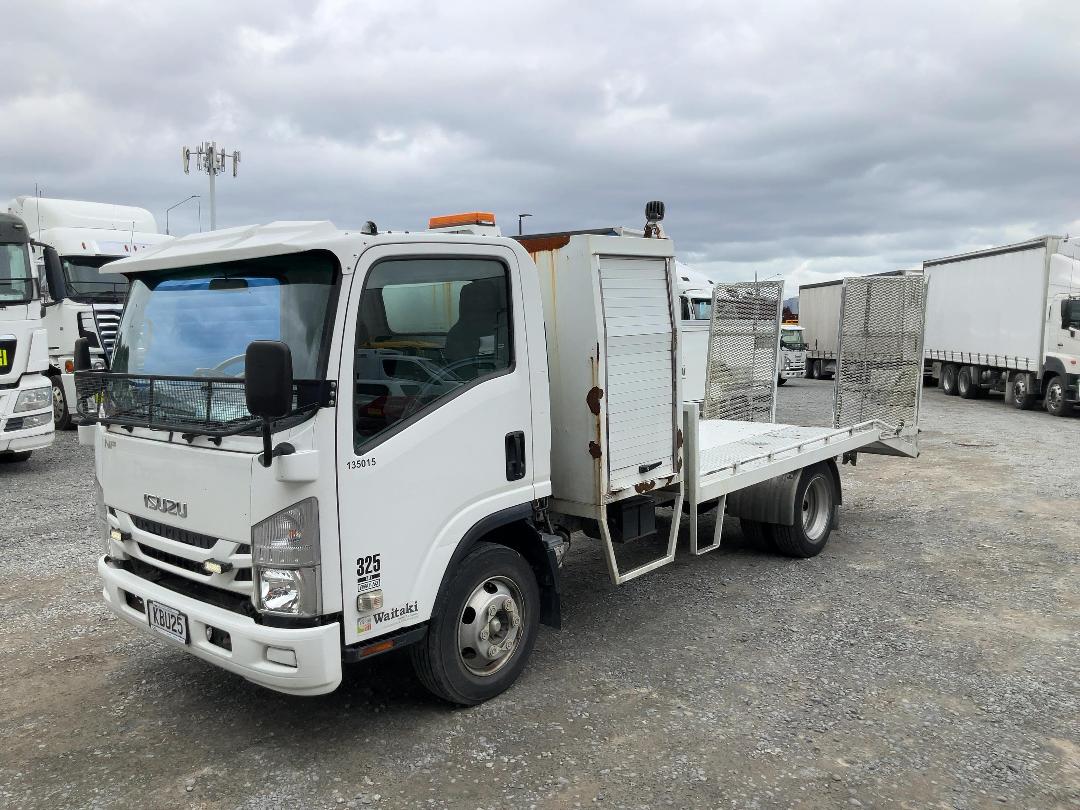 Photo '3' of Isuzu N Series NPR325M AMT Transporter Photo '3' of Isuzu N Series NPR325M AMT Transporter