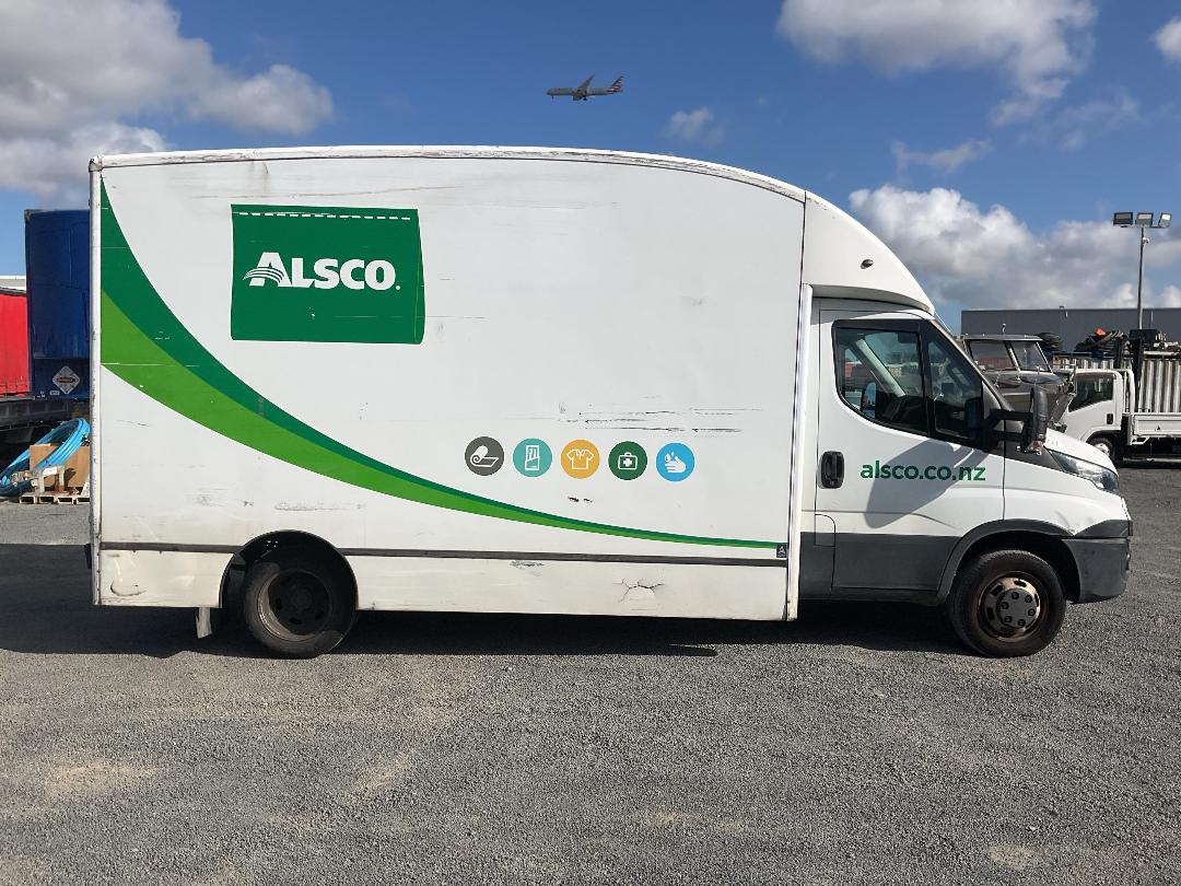 Photo '3' of Iveco Daily 50 C17 Box Body