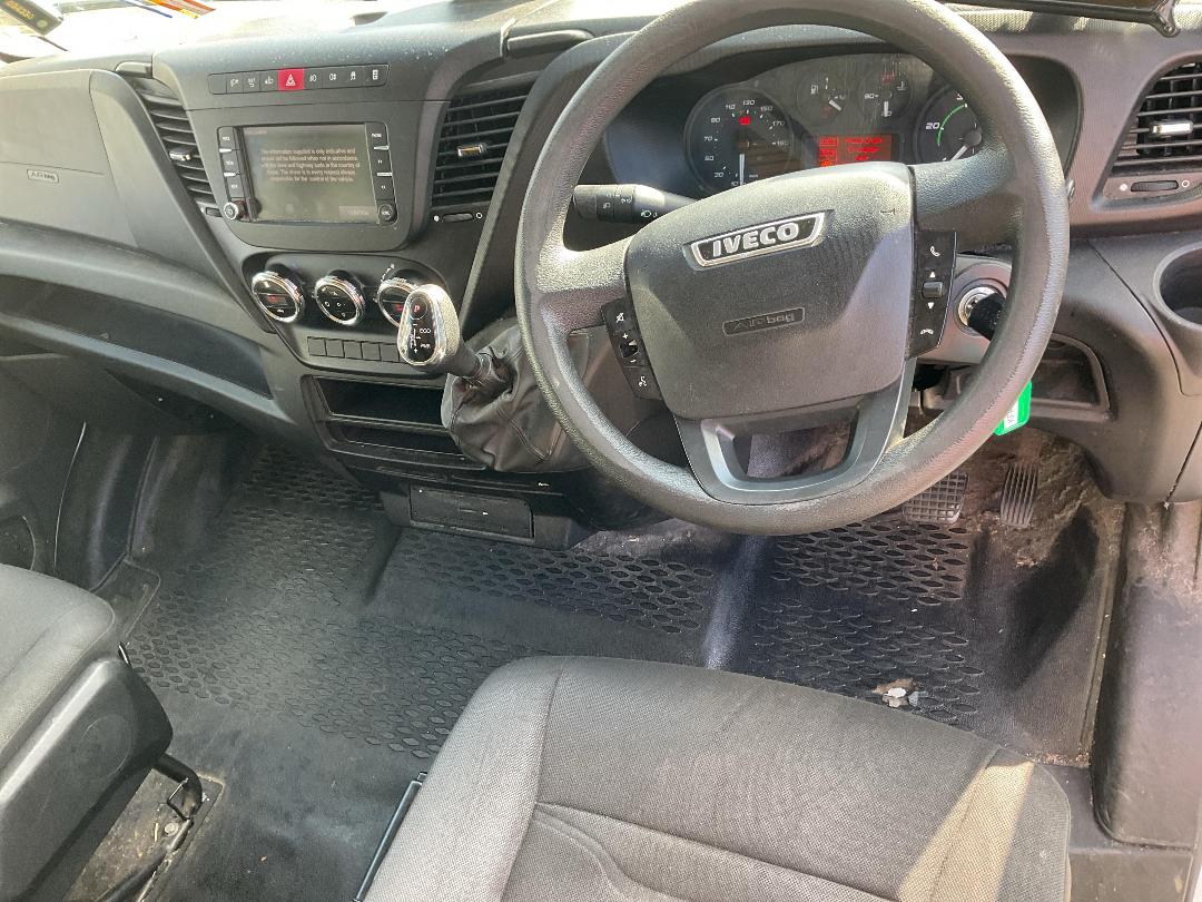 Photo '13' of Iveco Daily 50 C17 Box Body