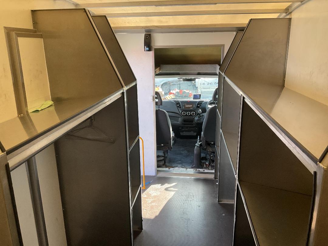 Photo '26' of Iveco Daily 50 C17 Box Body