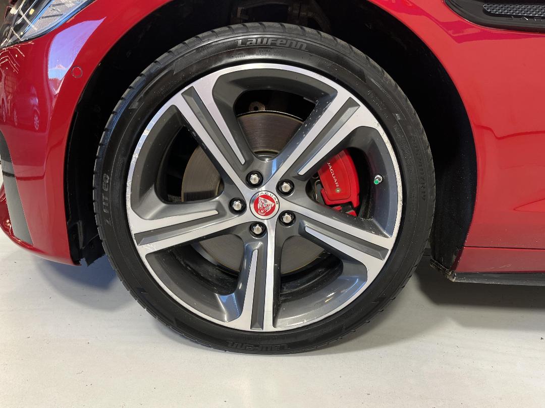 Photo '10' of Jaguar XF