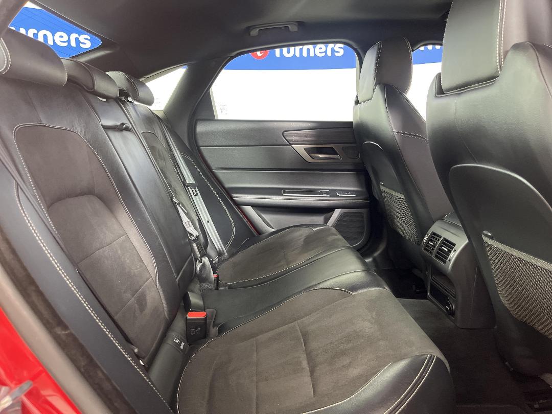 Photo '20' of Jaguar XF