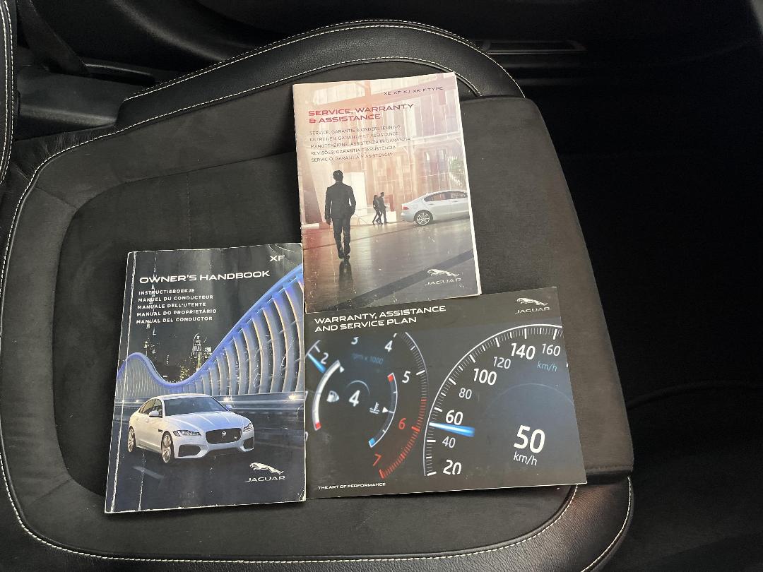 Photo '27' of Jaguar XF