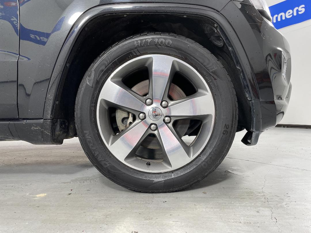 Photo '9' of Jeep Grand Cherokee Photo '9' of Jeep Grand Cherokee